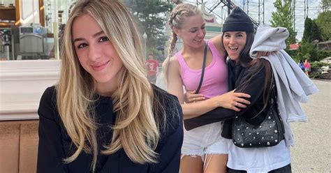 chloe lukasiak relationships